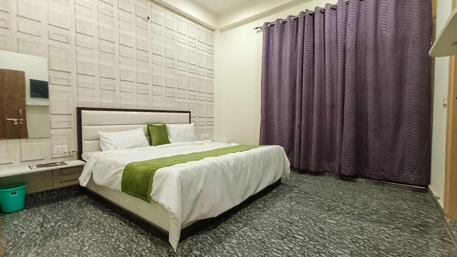 Hotel Town Grand อัครา ภายนอก รูปภาพ